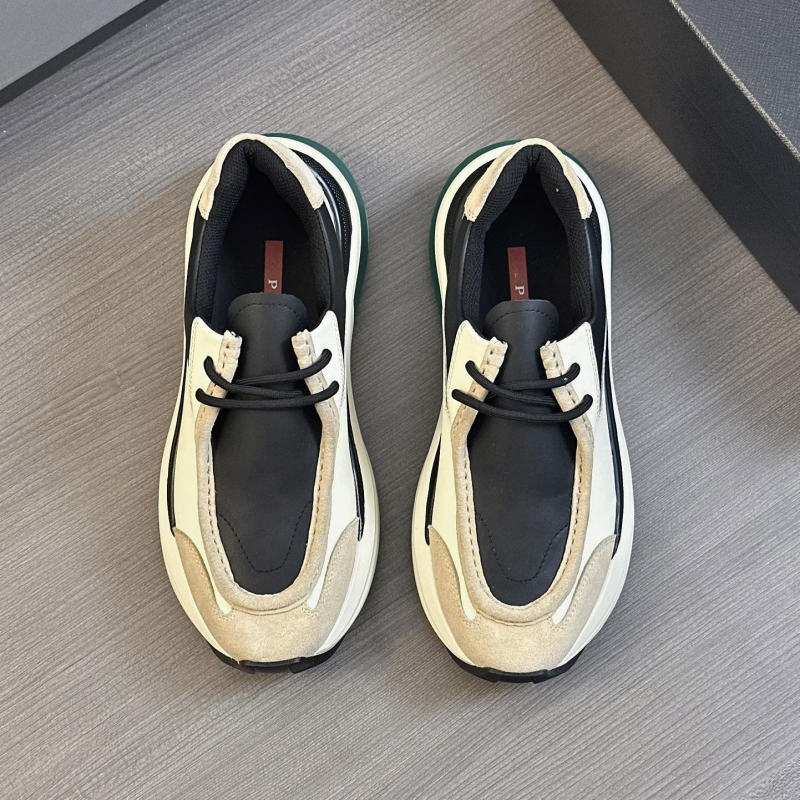 Pra*a casual shoes